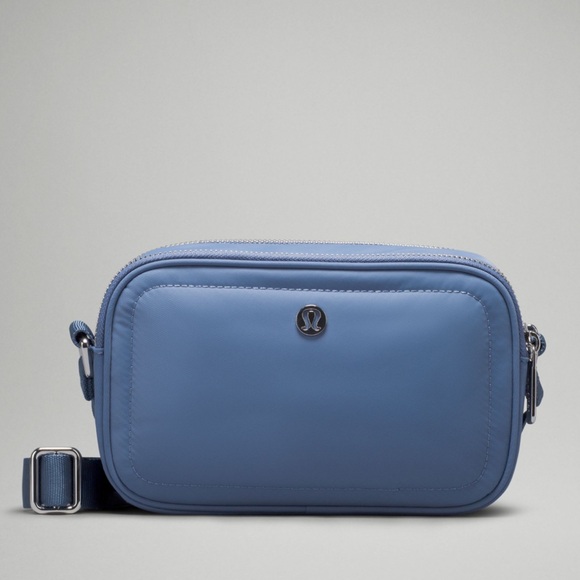 lululemon athletica Handbags - Lululemon Crossbody Camera Bag 2L! OASIS BLUE | NWT